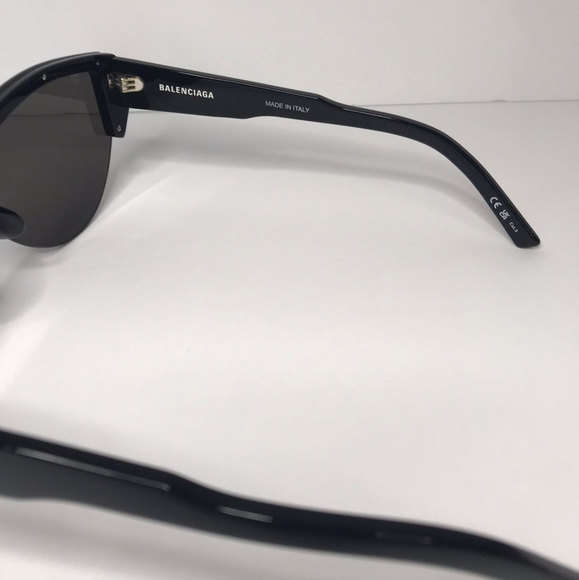 New  - 💯 Original  BALENCIAGA61MM Shield Sunglasses - Picture 9 of 11